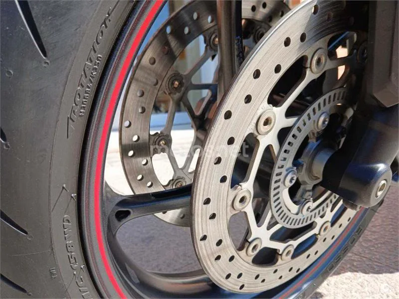 Triumph Street Triple – Vista 17
