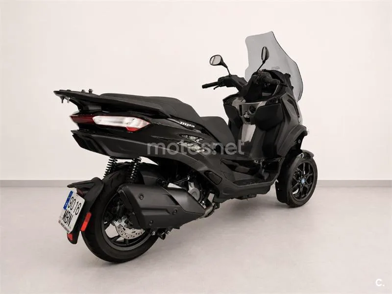 Piaggio MP3 – Vista 16