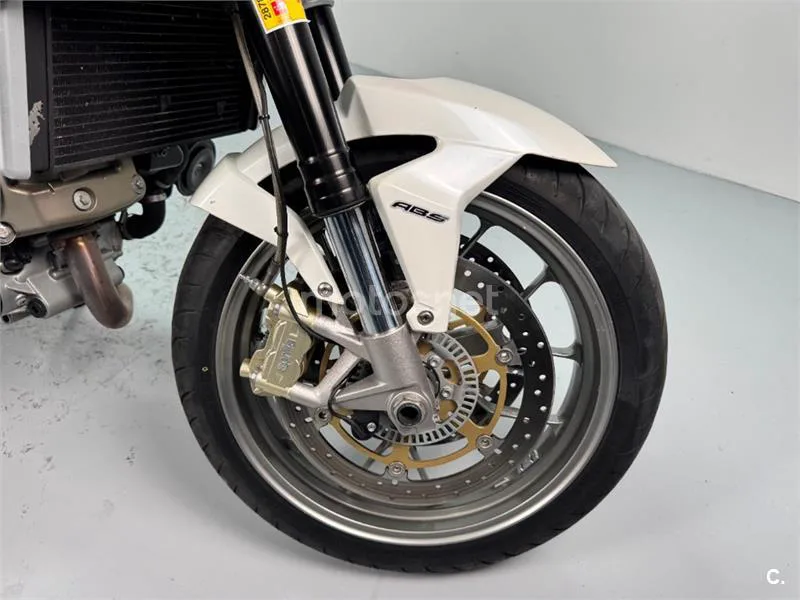 Aprilia Mana 850 GT – Vista 14