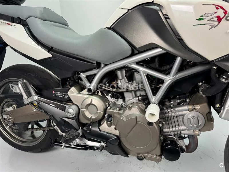 Aprilia Mana 850 GT – Vista 16