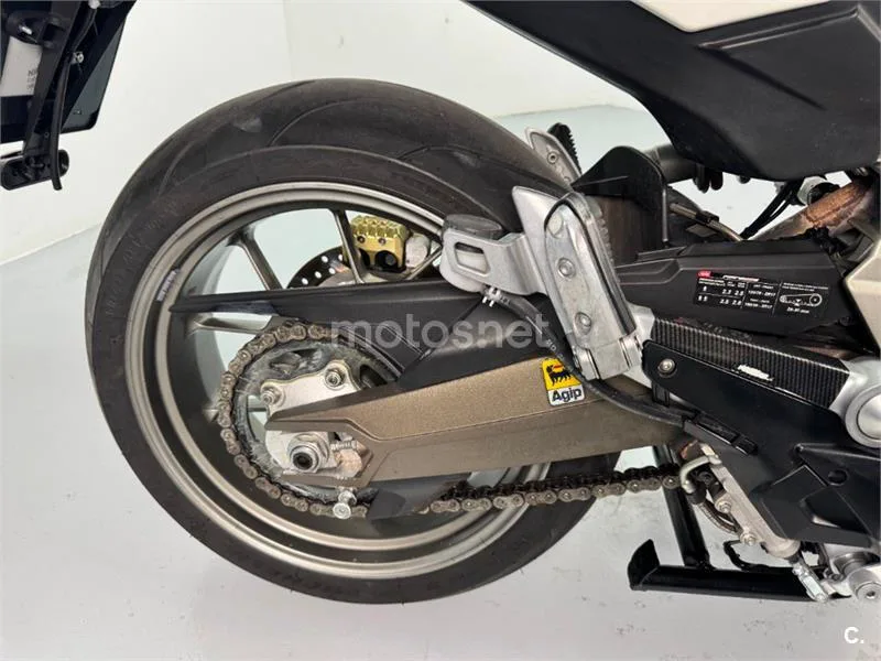 Aprilia Mana 850 GT – Vista 18
