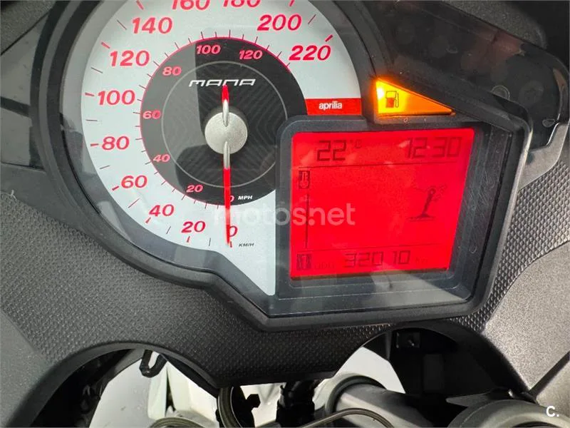 Aprilia Mana 850 GT – Vista 22