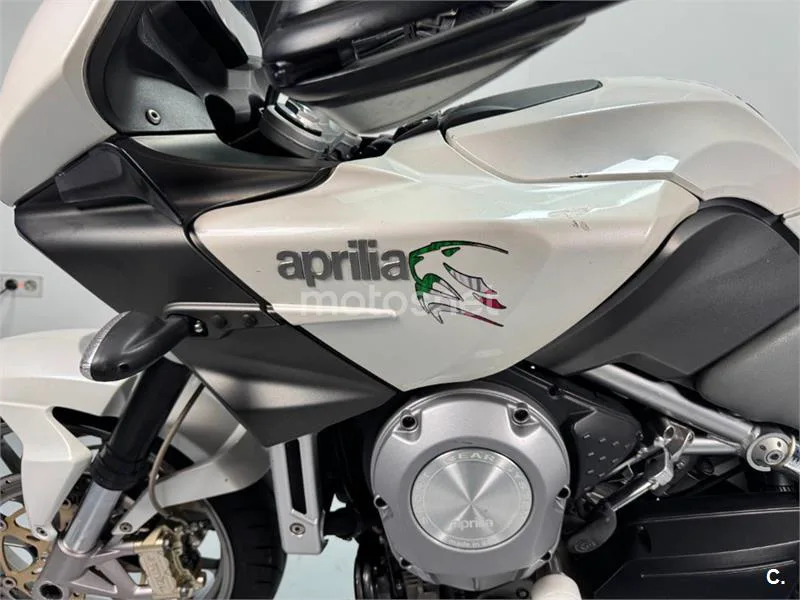 Aprilia Mana 850 GT – Vista 6