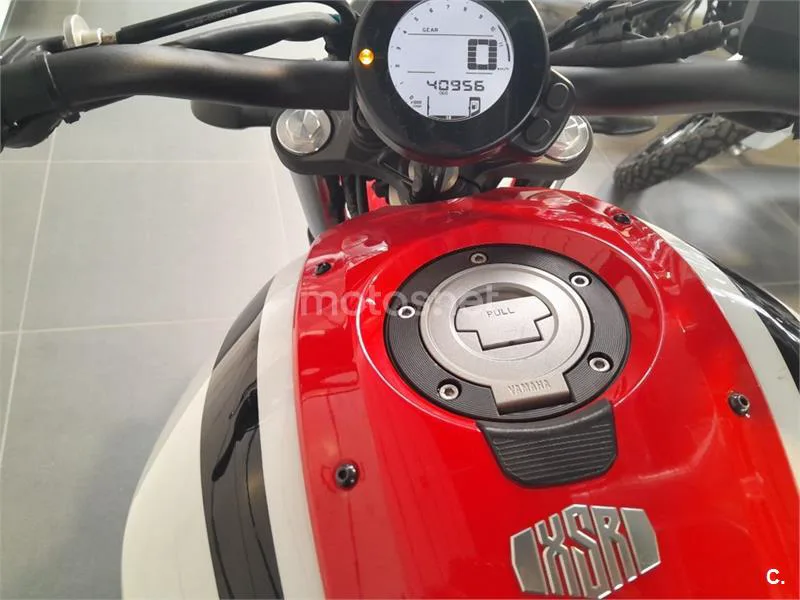 Yamaha XSR 700 – Vista 3