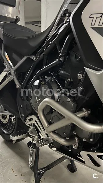 Triumph Tiger 900 – Vista 6