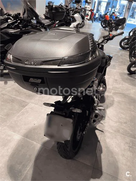 Honda CB 500 F – Vista 6
