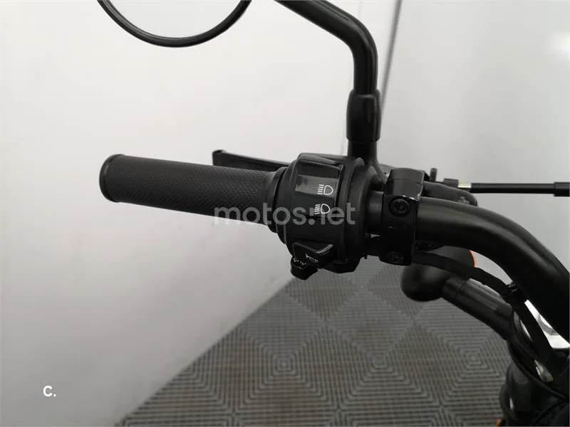 Honda CMX 500 Rebel – Vista 9