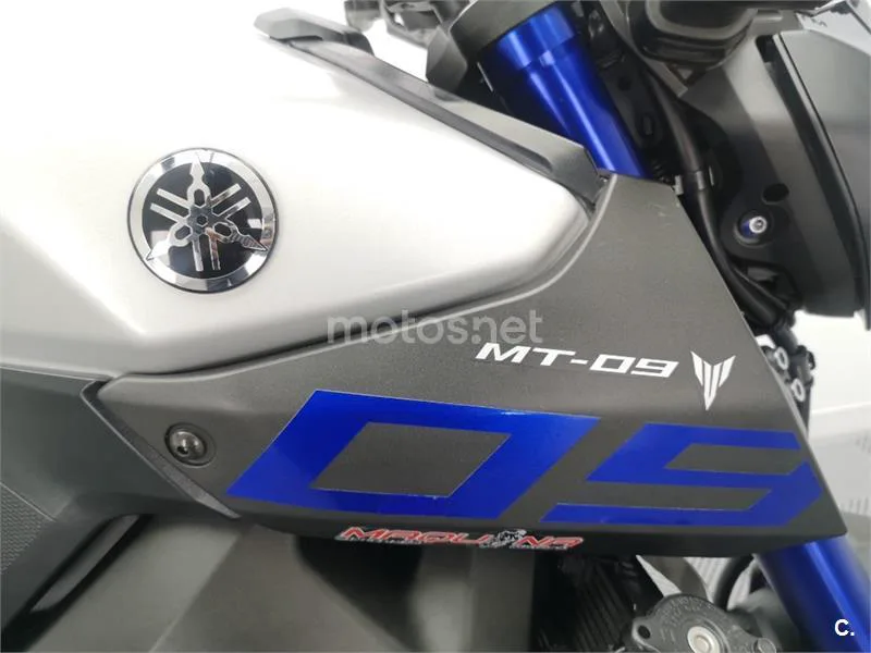 Yamaha MT-09 – Vista 13