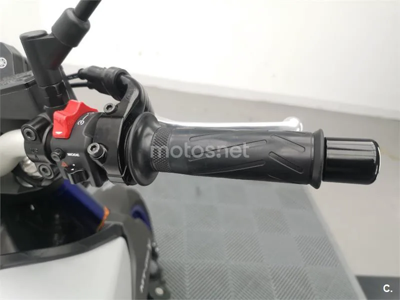Yamaha MT-09 – Vista 8