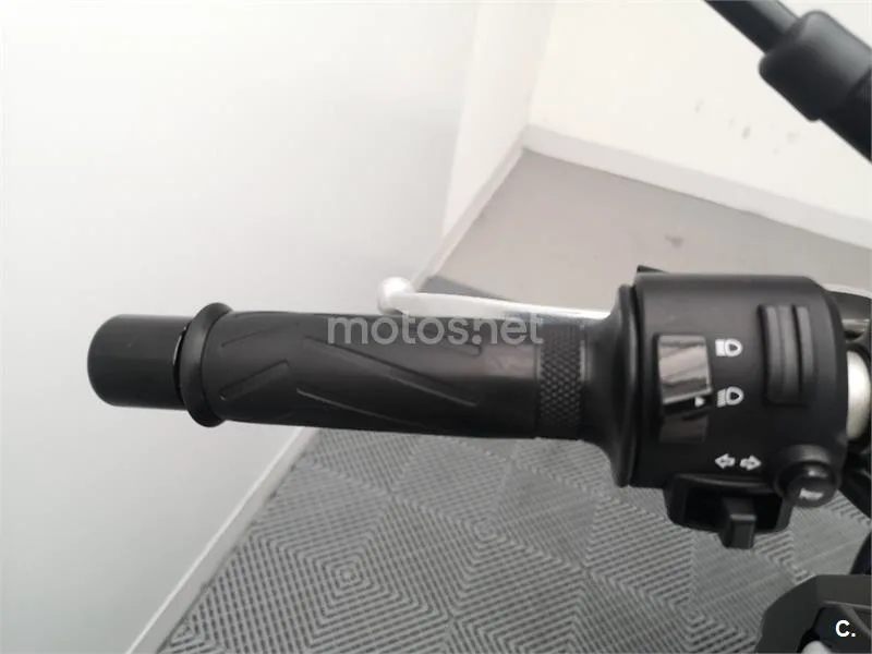 Yamaha MT-09 – Vista 9