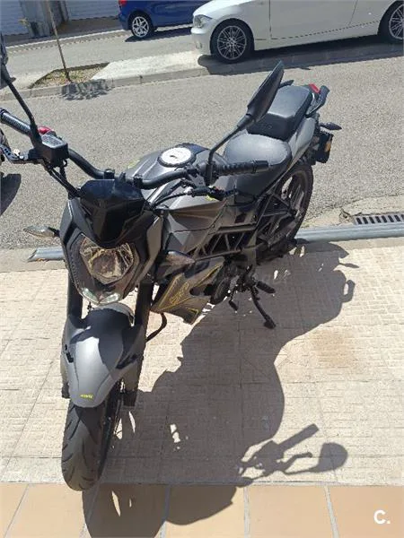 Benelli Leoncino 125 – Vista 3