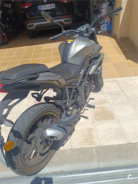 Benelli Leoncino 125 – Vista 6