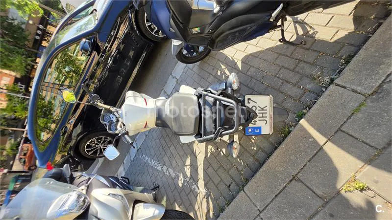 Honda CB 125 – Vista 4