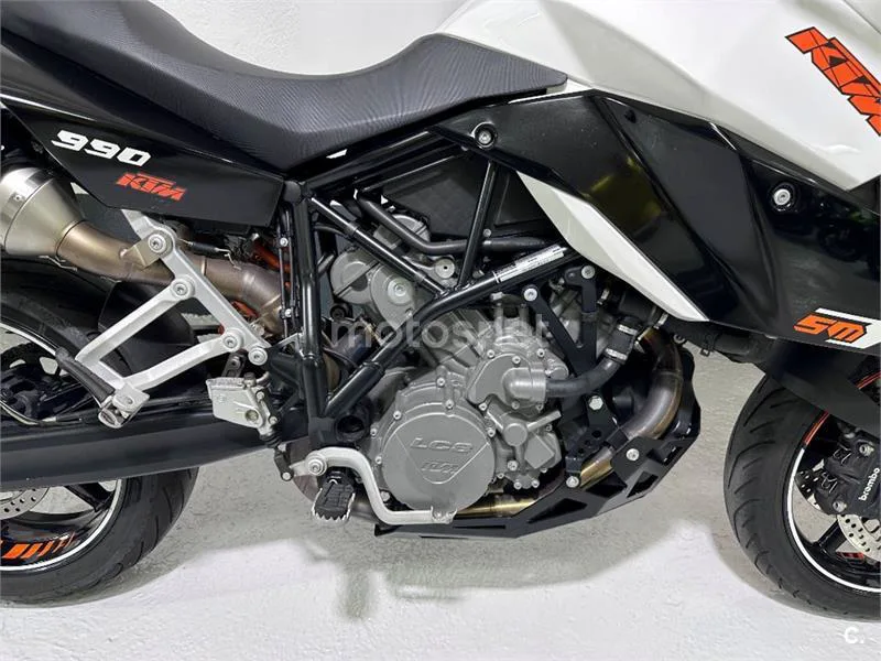 KTM 990 SMT – Vista 24