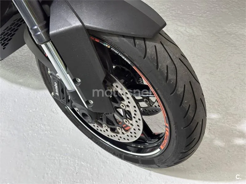 KTM 990 SMT – Vista 27