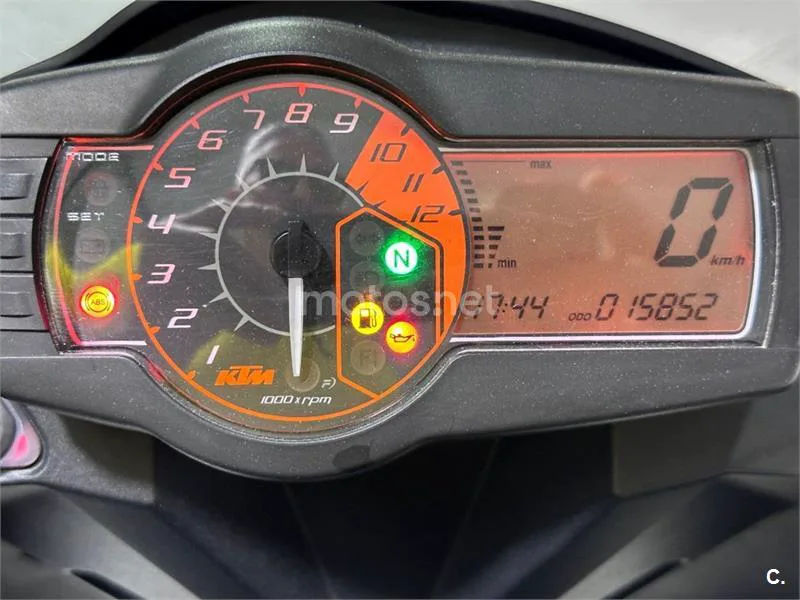 KTM 990 SMT – Vista 9