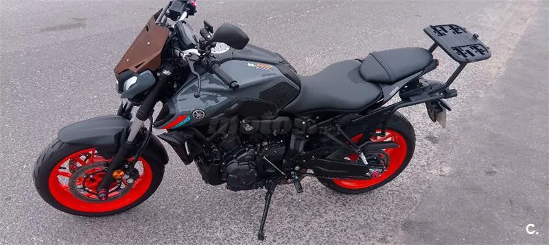 Yamaha MT-07 – Vista 6