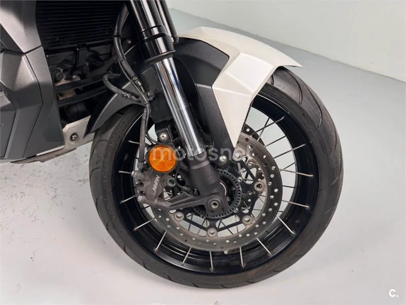 Honda X-ADV – Vista 15