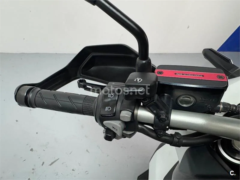 Honda X-ADV – Vista 19