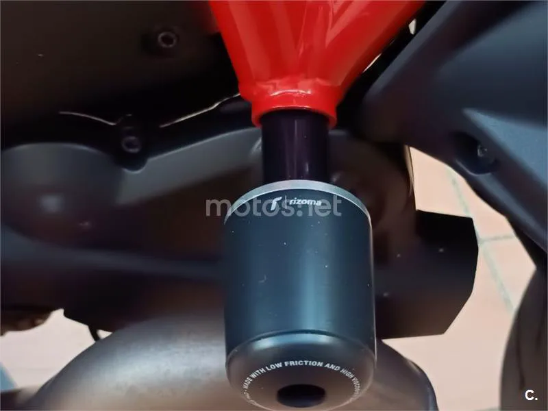 Ducati Monster 821 - Vista 6