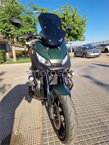 Honda X-ADV – Vista 5