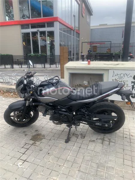 Suzuki SV 650 – Vista 2