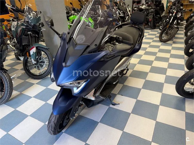 Yamaha TMAX 530 – Vista 3