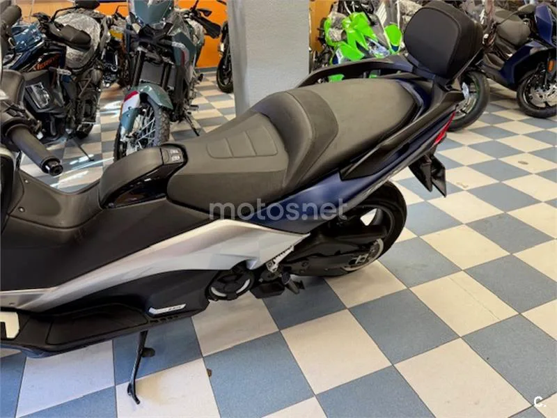 Yamaha TMAX 530 – Vista 8
