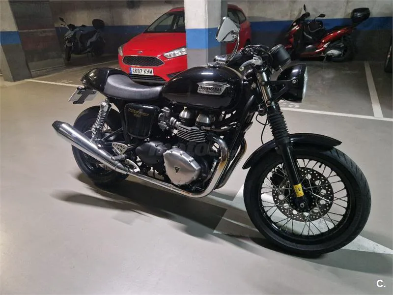 Triumph Thruxton EFI – Vista 2