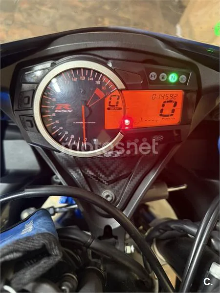 Suzuki GSX-R600 - Vista 4