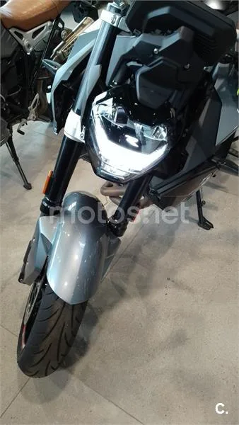 BMW F 900 R – Vista 13