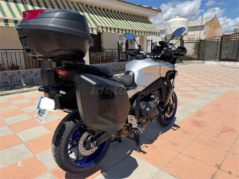 Yamaha Tracer 9 – Vista 7