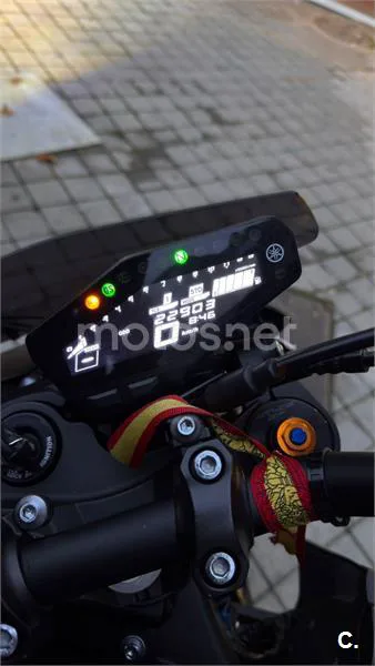 Yamaha MT-09 – Vista 2