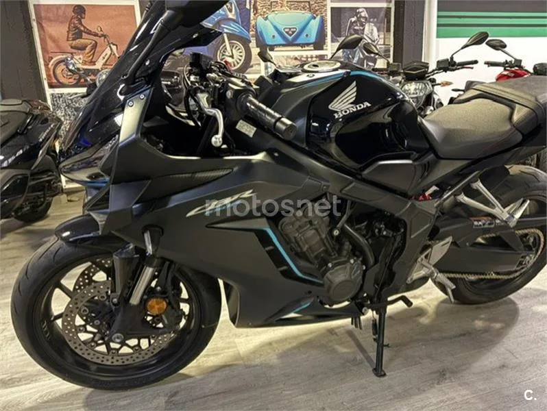 Honda CBR 650 R – Vista 4
