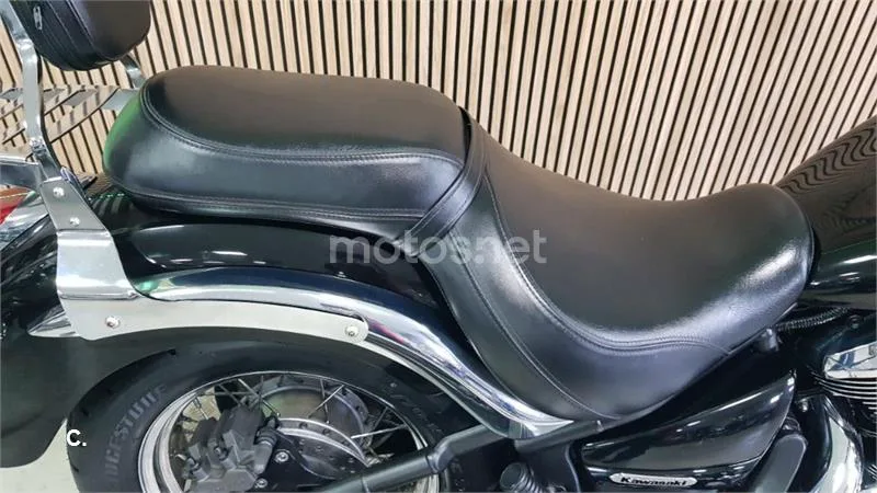 Kawasaki VN 900 Classic – Vista 11
