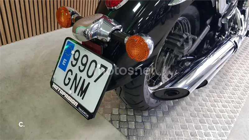 Kawasaki VN 900 Classic – Vista 15
