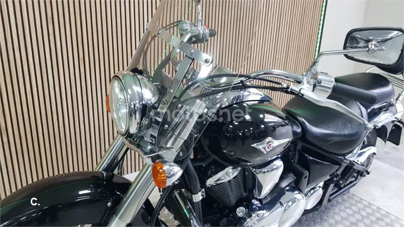 Kawasaki VN 900 Classic – Vista 27