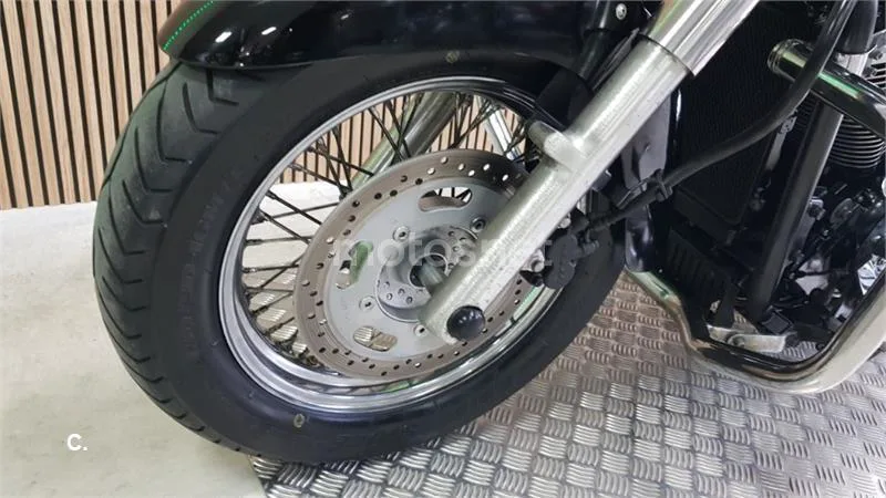 Kawasaki VN 900 Classic – Vista 28