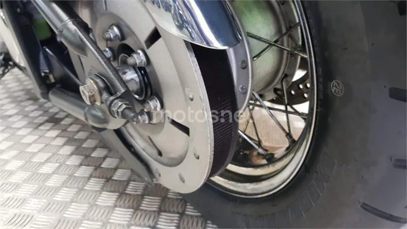 Kawasaki VN 900 Classic – Vista 43