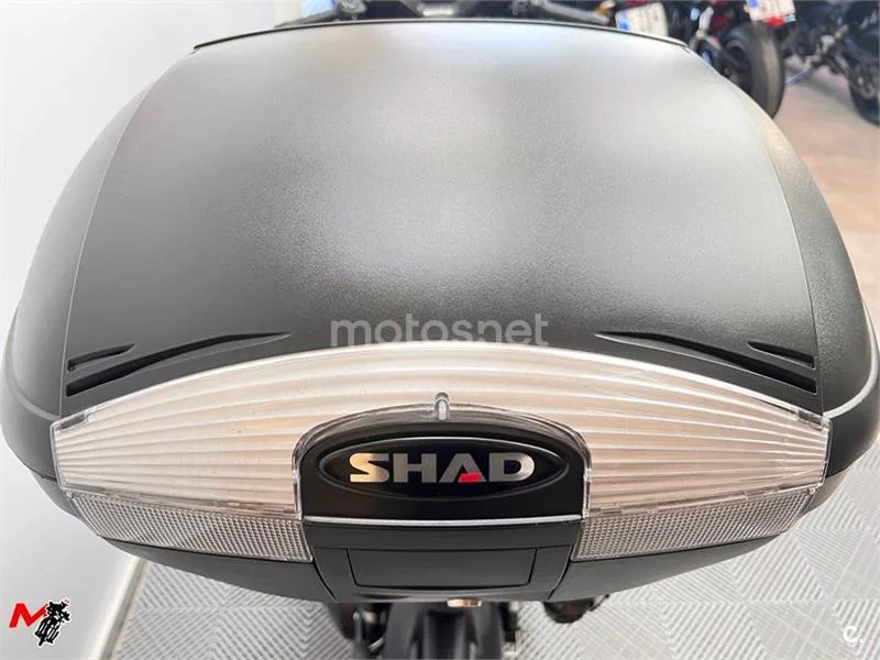 Piaggio MP3 – Vista 6