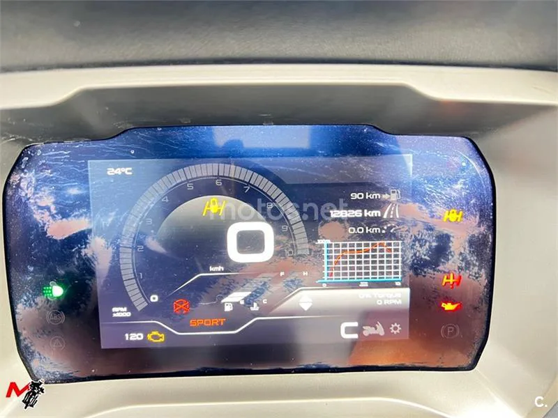 Piaggio MP3 – Vista 8