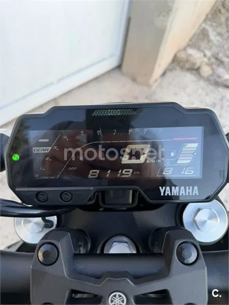 Yamaha MT-125 – Vista 5