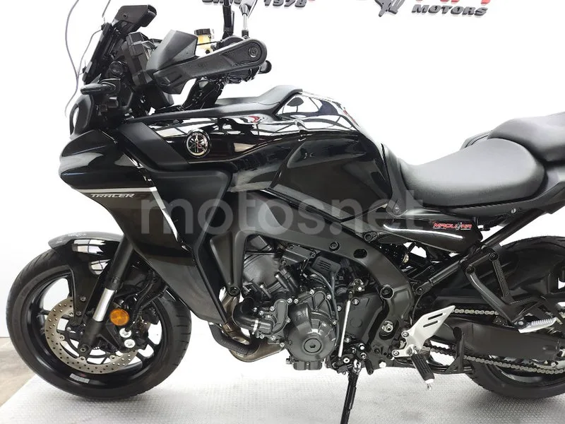 Yamaha Tracer 9 – Vista 24