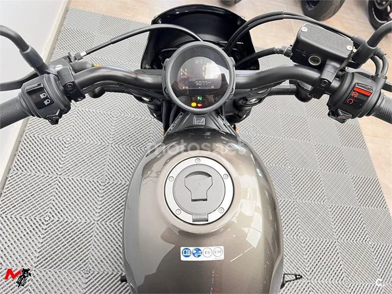 Honda CMX 500 Rebel – Vista 7