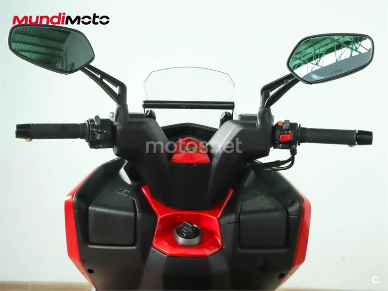 Kymco DTX 350 – Vista 11