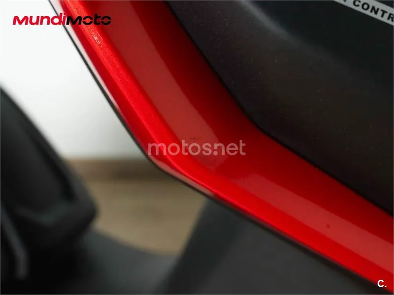 Kymco DTX 350 – Vista 14