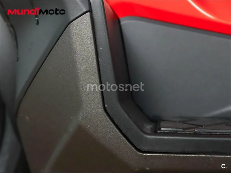 Kymco DTX 350 – Vista 22