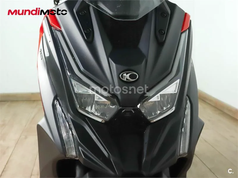 Kymco DTX 350 – Vista 5