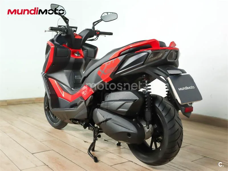 Kymco DTX 350 – Vista 8