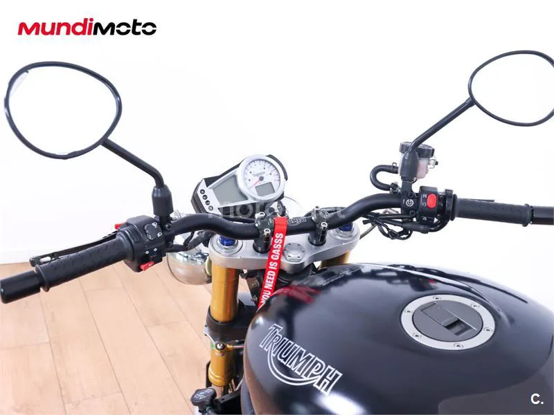 Triumph Speed Triple – Vista 11